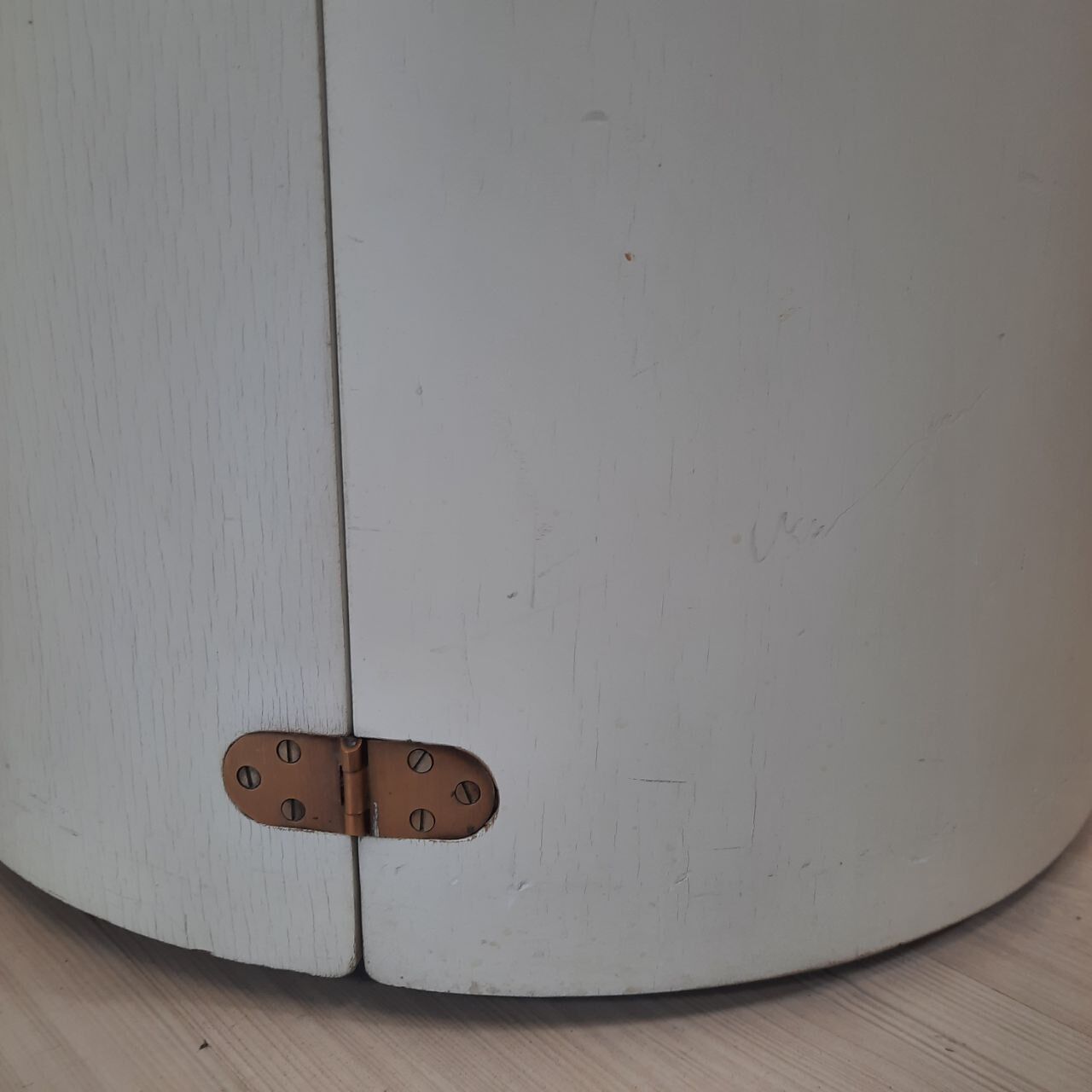 Vintage openable cylinder shaped bar cabinet, wood, brass and glass.