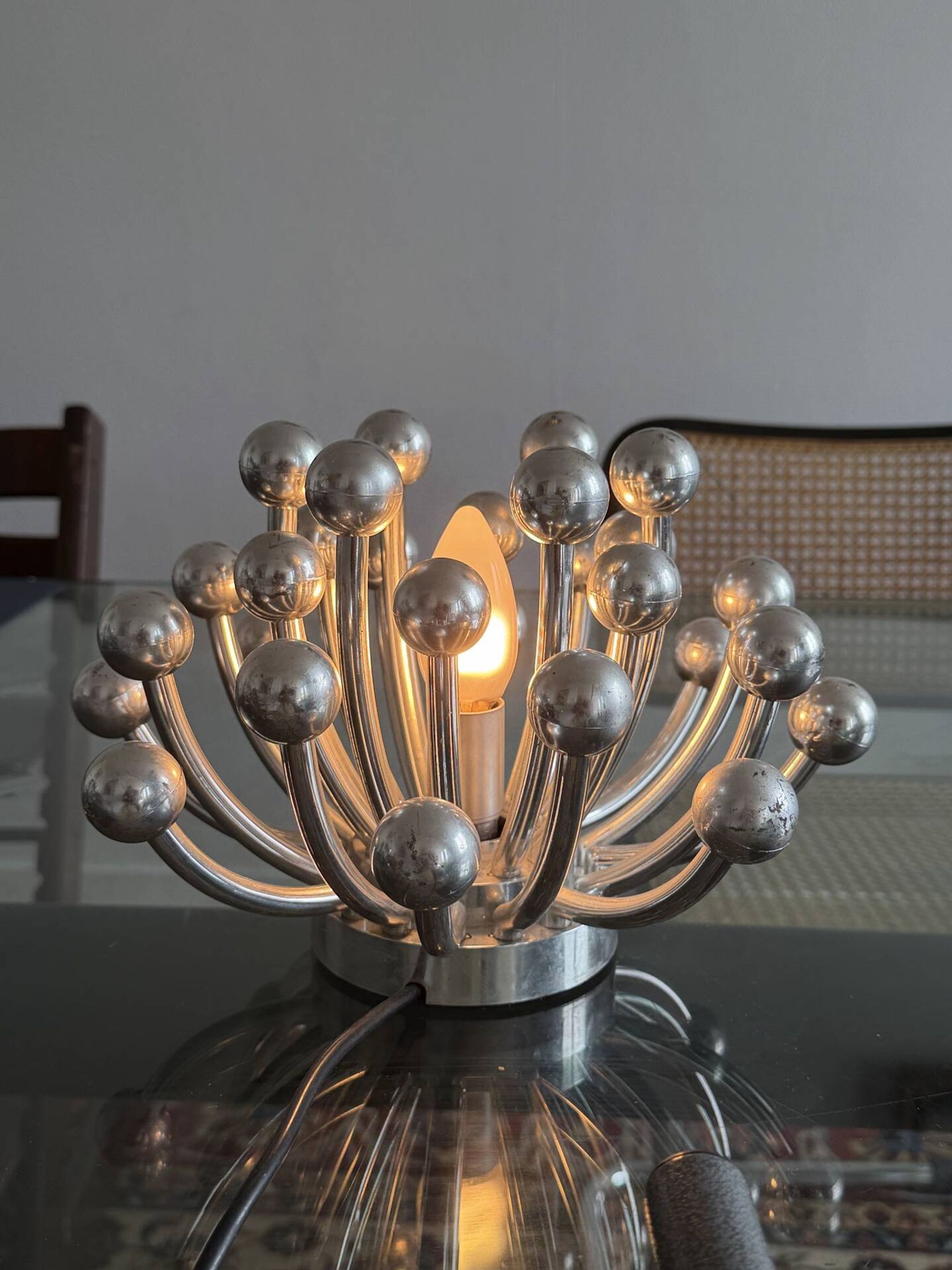 Lampe à poser Pistillo - studio Tetrach