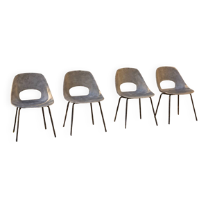 Quatre chaises 1953 modèle - pierre guariche