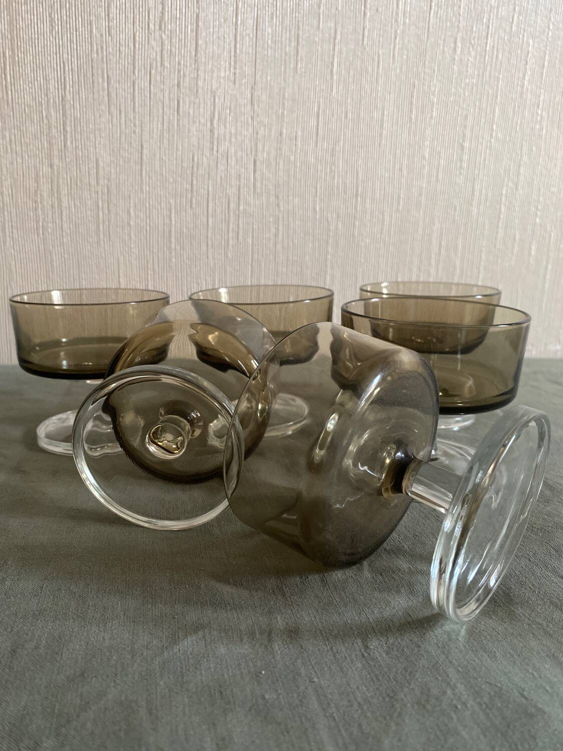 6 Luminarc smoked glass champagne glasses