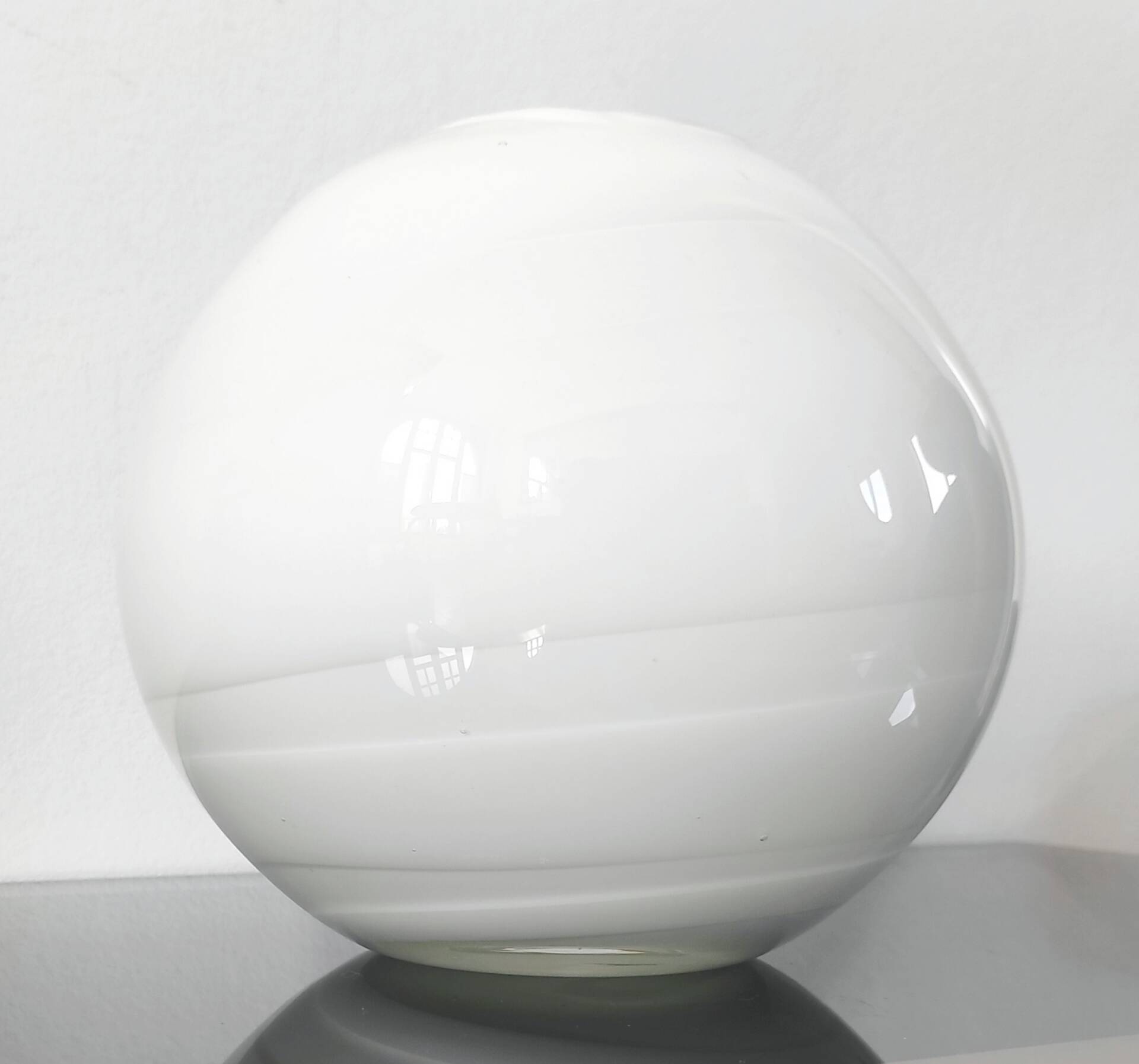 Vase boule vintage