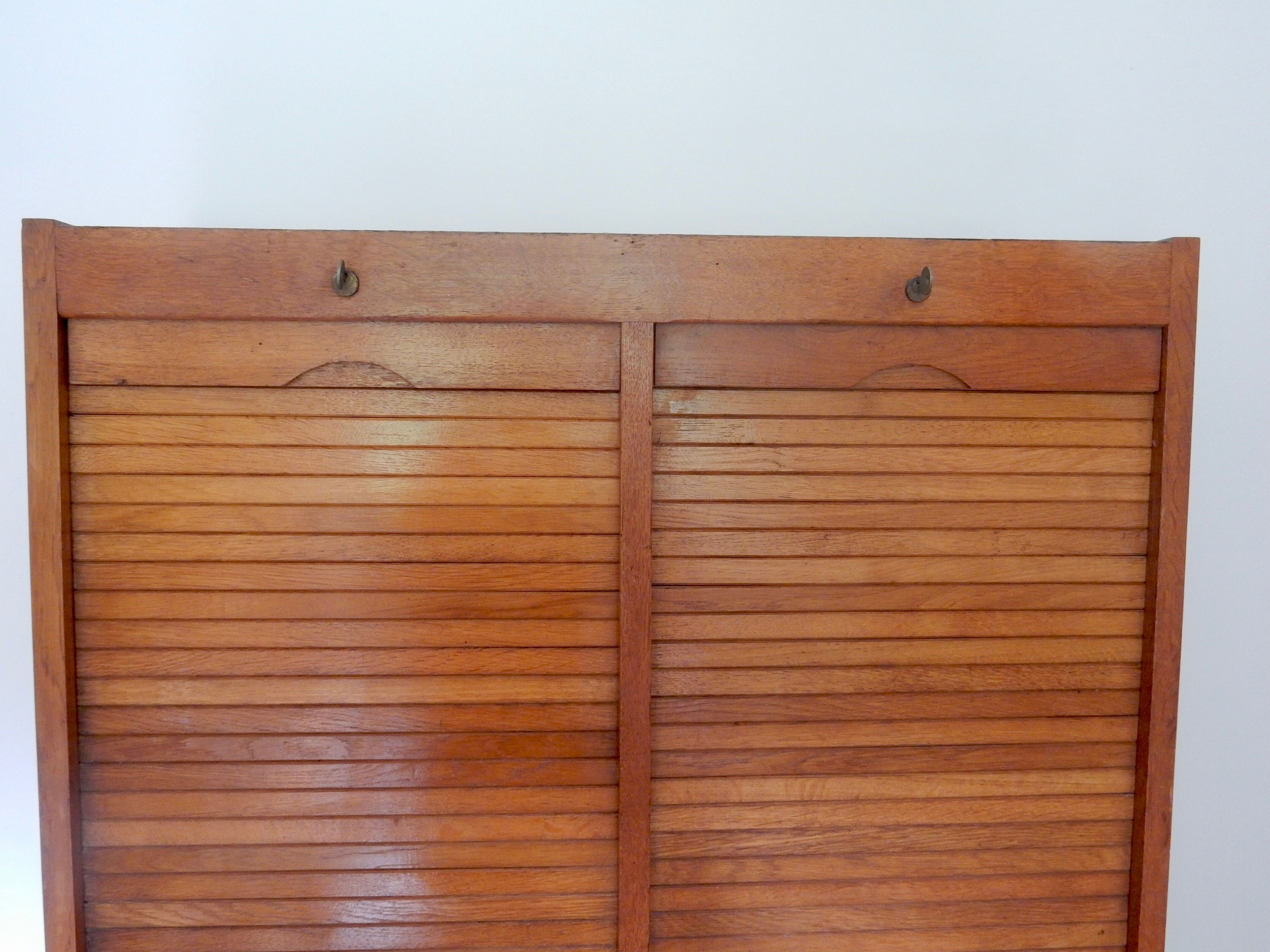 Double wooden curtain binder