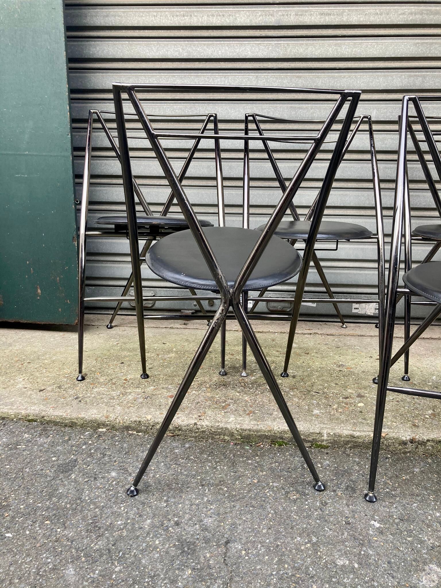 5 chairs, Cinderella by Yamakado