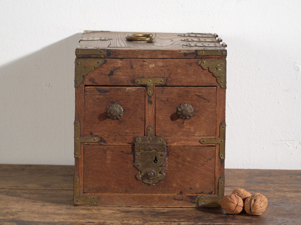 Antique Japanese box with drawers and hinged lid – Early Showa period (c. 1928)
