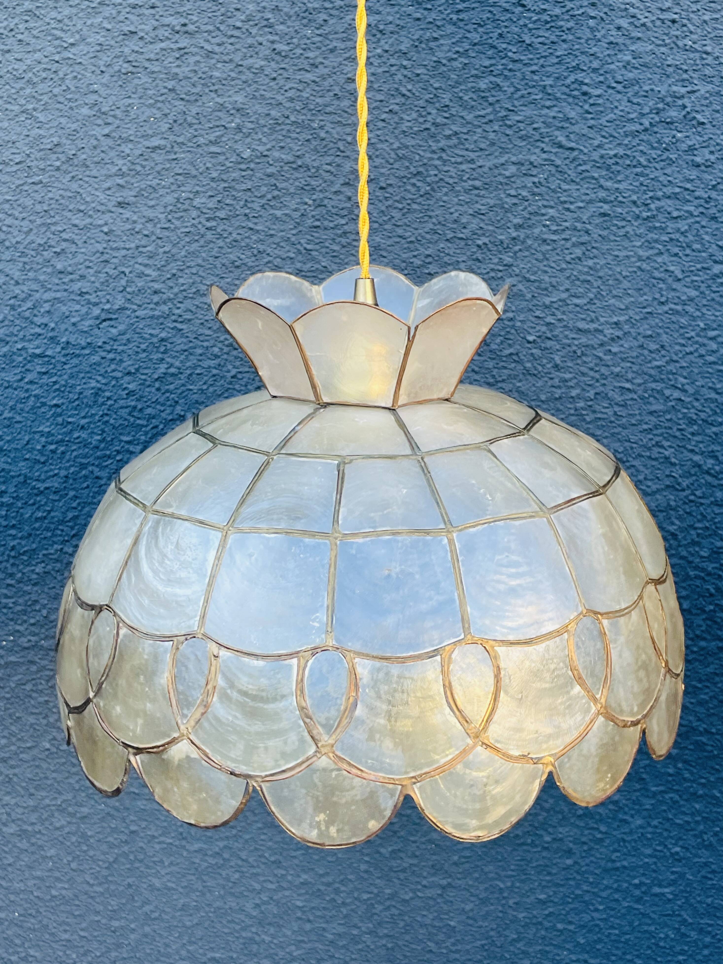 Large pendant lamp with mother-of-pearl and brass shade