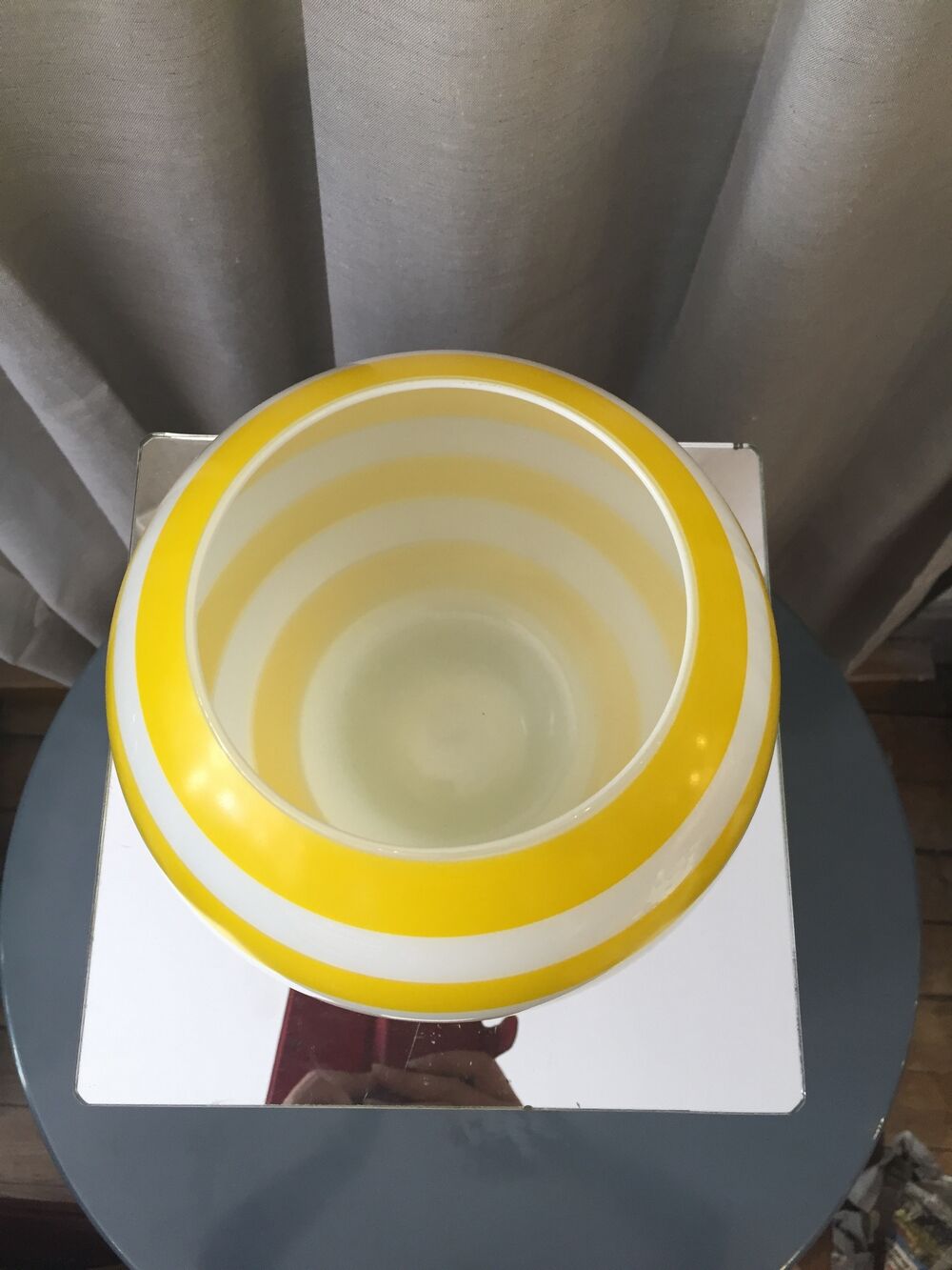 Opaline ball vase stripes bayaderes white and yellow