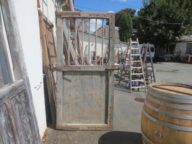 Doors from the late 19th century