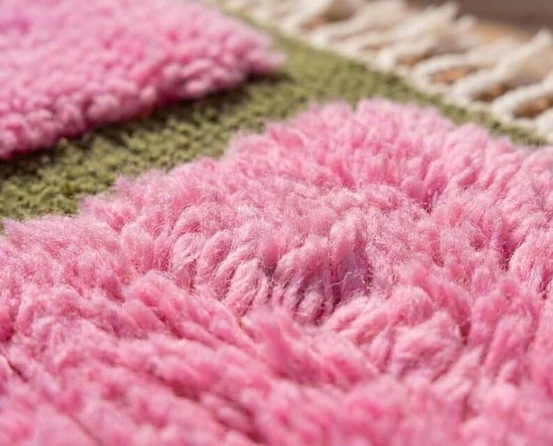 Handwoven traditional Berber rug, size 150/250 cm.