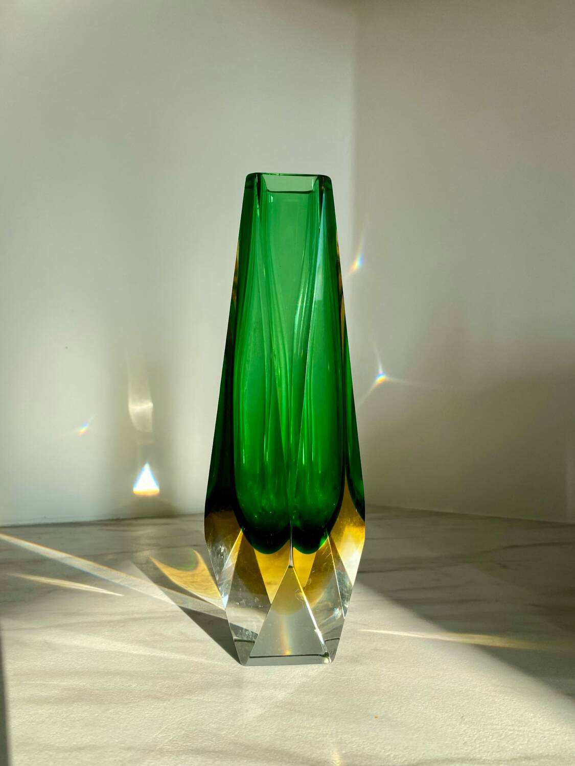 Submerged vase Mandruzzato Murano green and amber, sculpted faceted glass