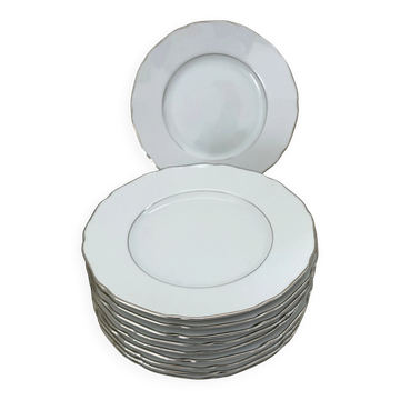 10 assiettes à dessert en porcelaine blanche