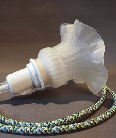 Opaque glass corolla lamp - switch socket