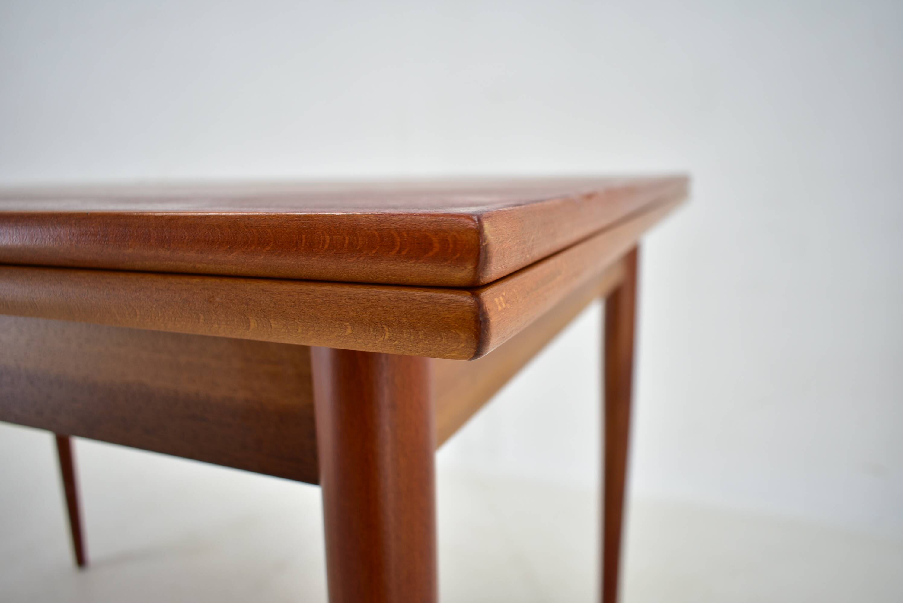1960s Mahogany Dining Table, Czechoslovakia