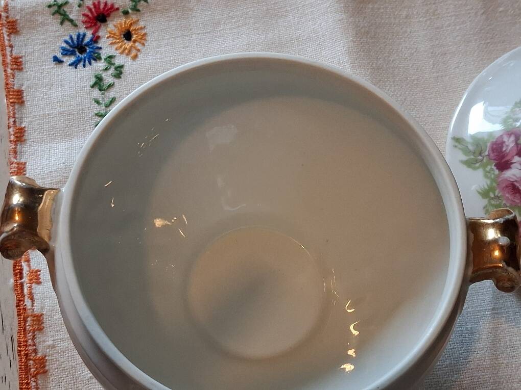 Antique porcelain sweet box from Limoges - William Guérin