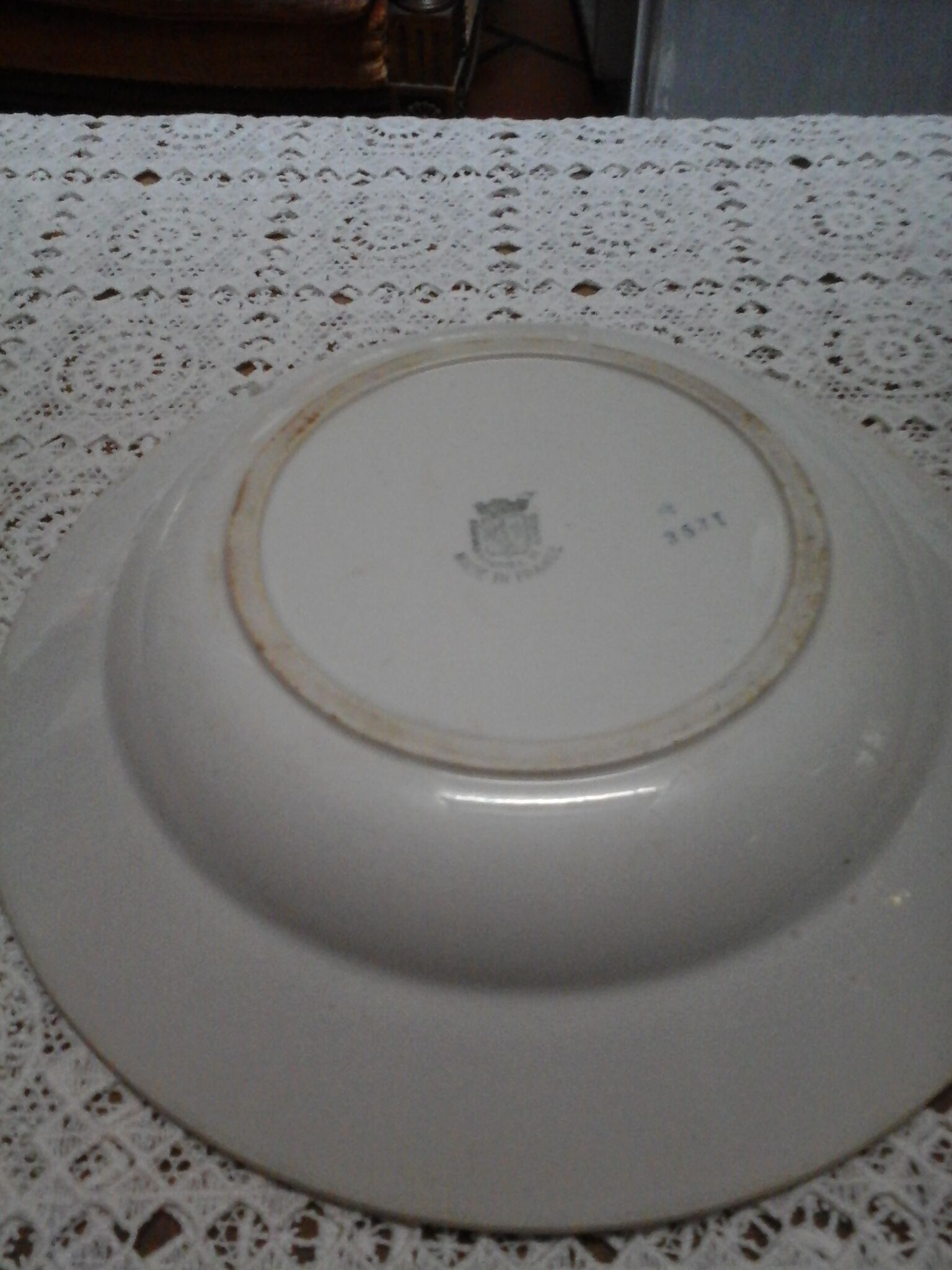 Hollow dish St Amand