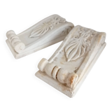 Set of 2 decorative plaster ornaments