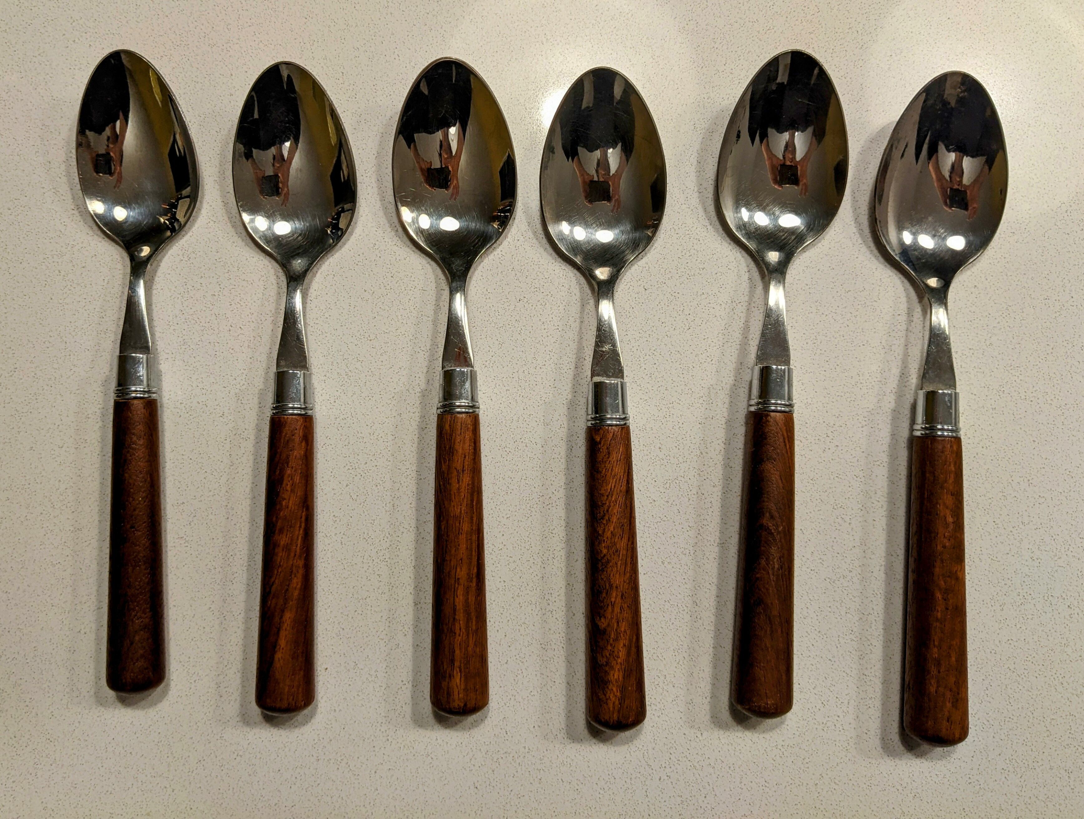 Housewife 24 cutlery stainless steel wooden sleeves Guy Degrenne