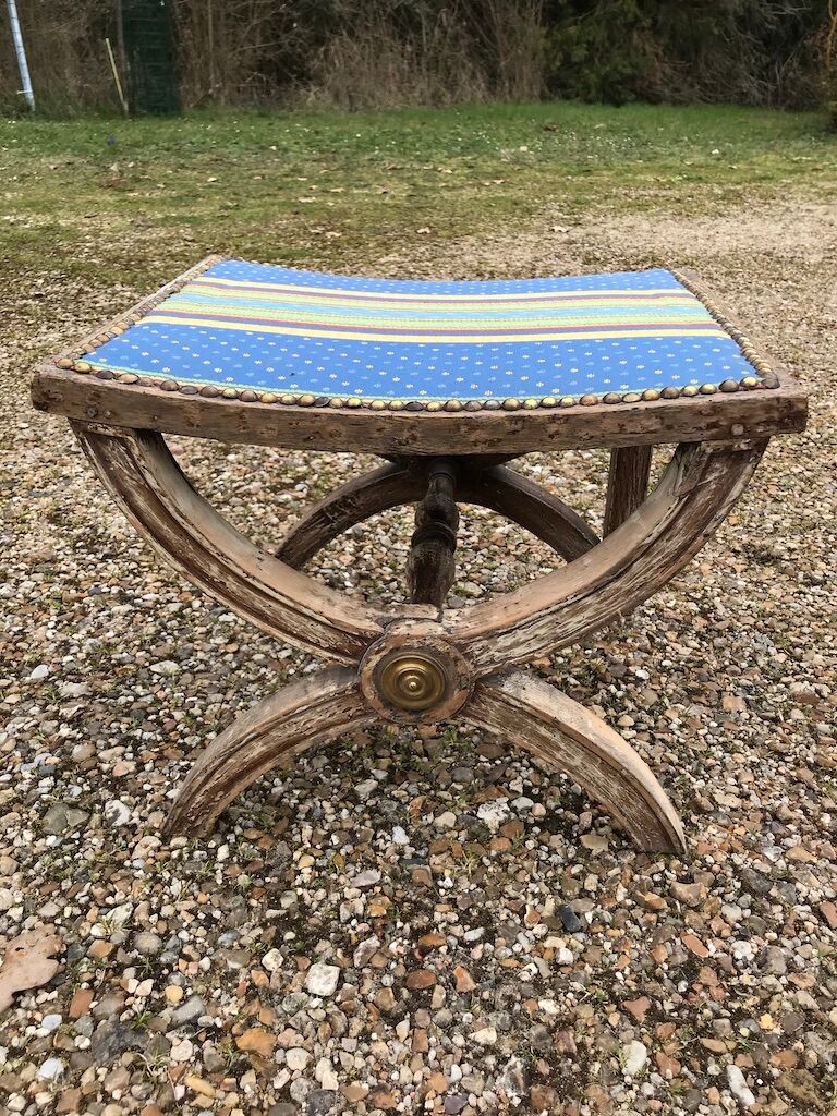 Tabouret dagobert 19e siecle