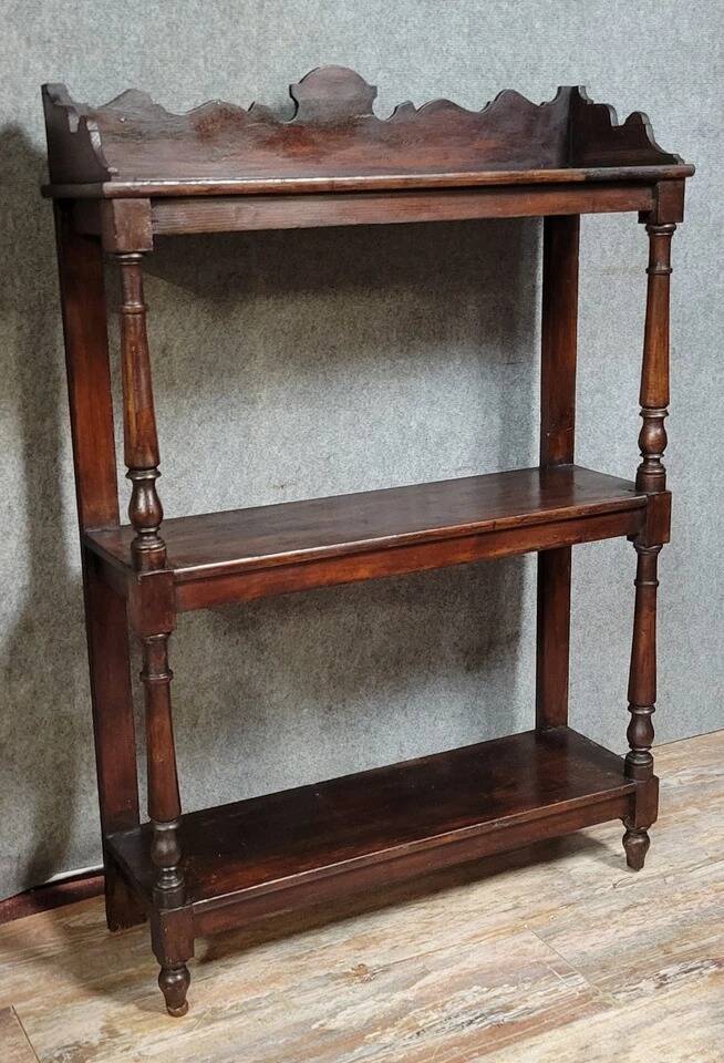 Etagère style Louis XIII en bois tourné, époque XIXème