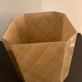 Cache pot Christian Dior en rotin et altuglas