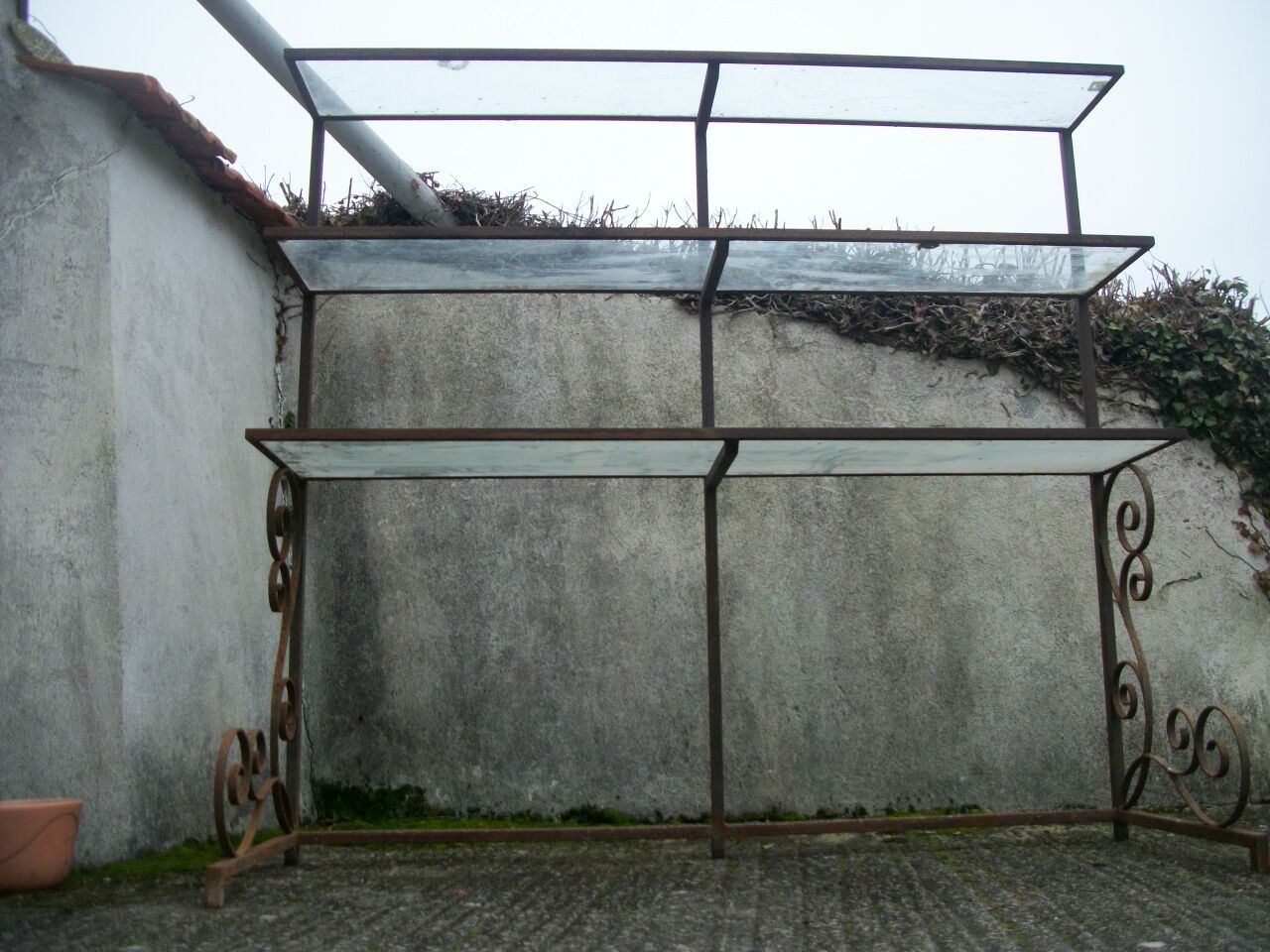 Shelf baker