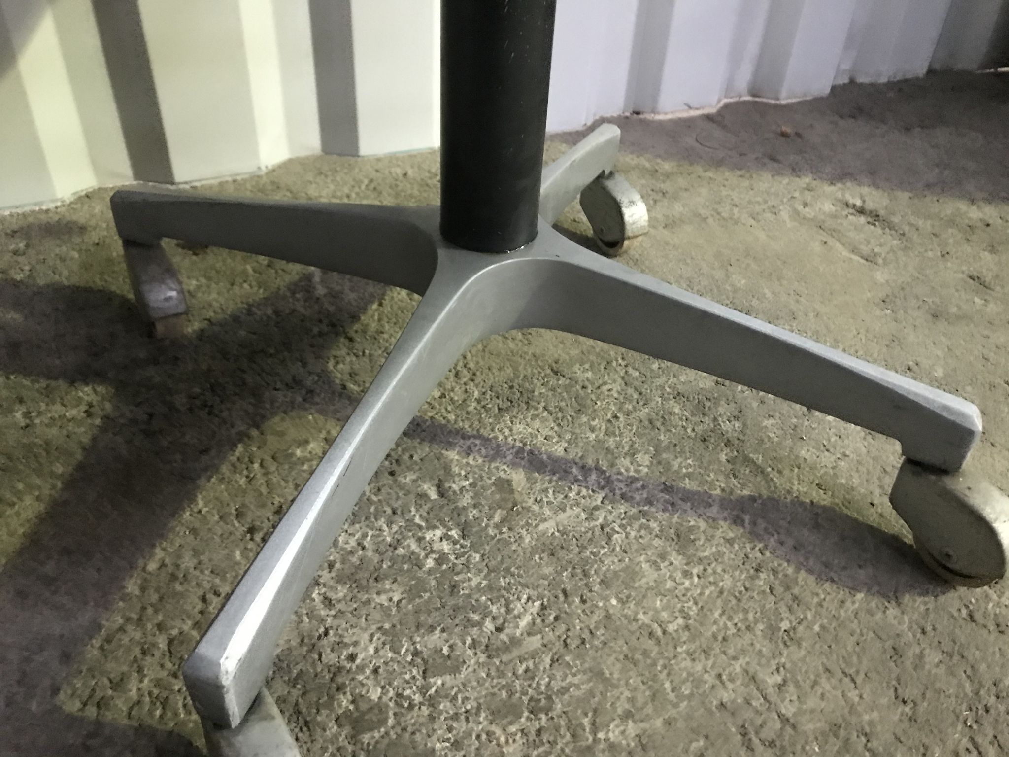 Vintage office chair 1970