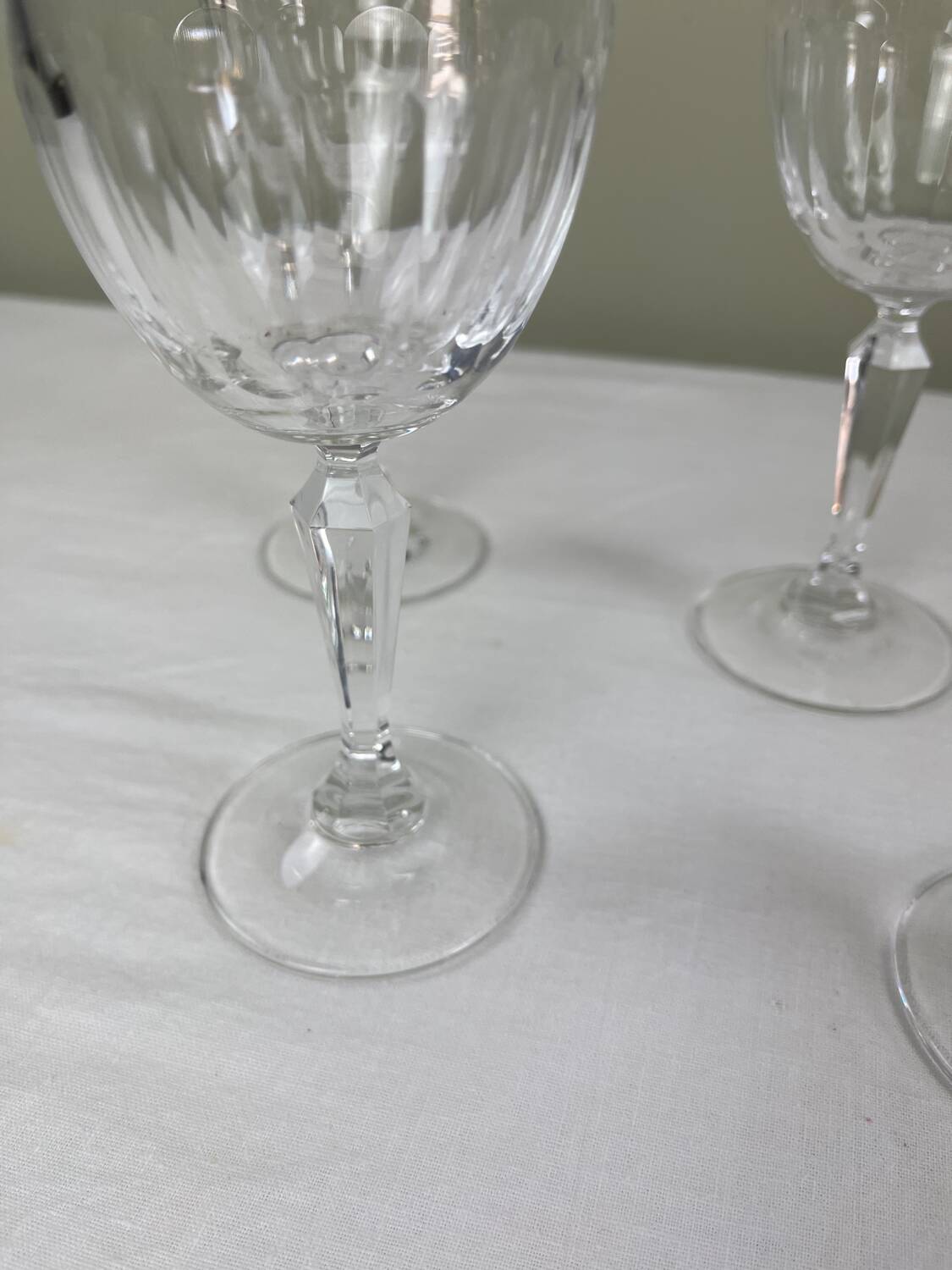 Crystal wine glass