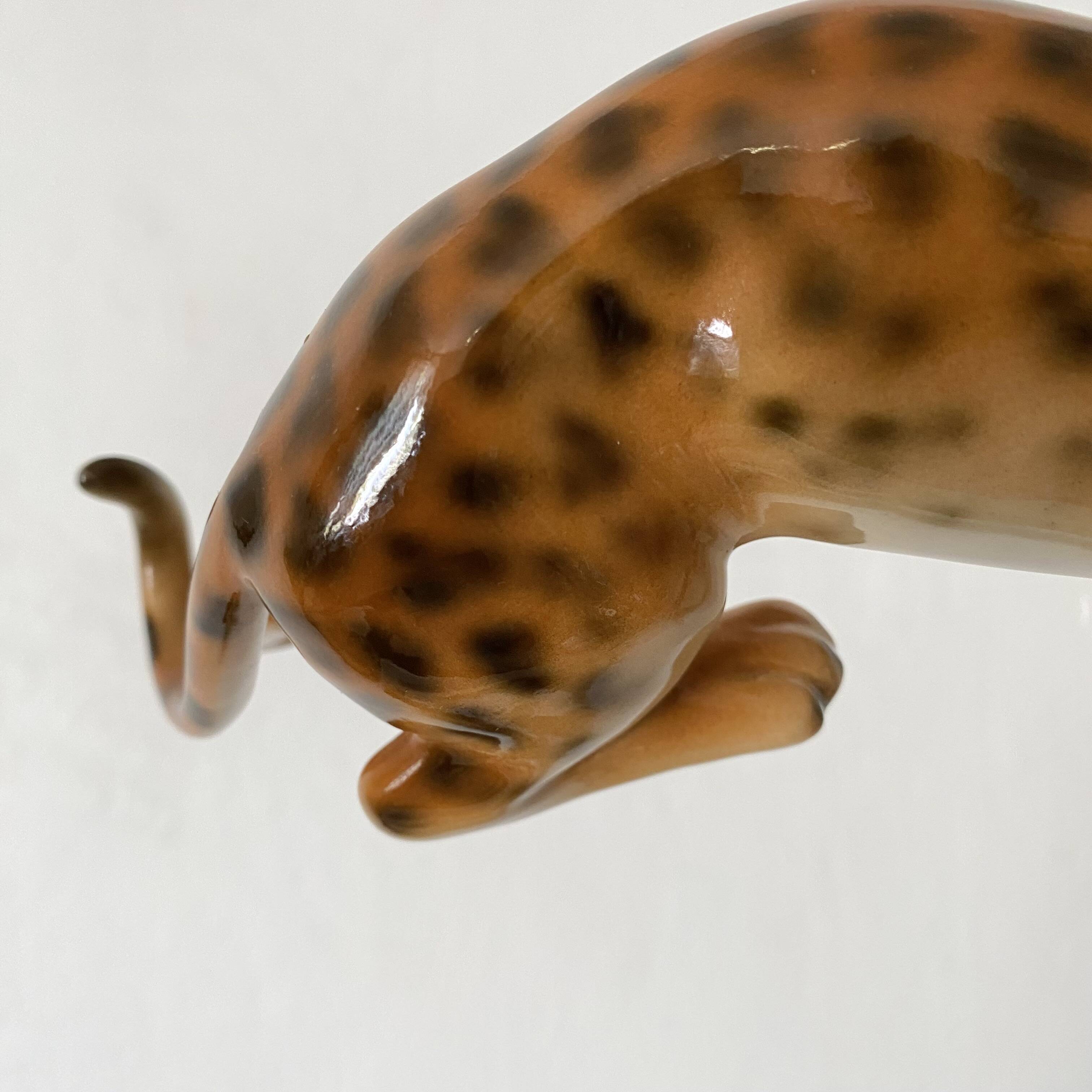 Vintage Royal Dux Figurine – Porcelain Cheetah – 21 cm