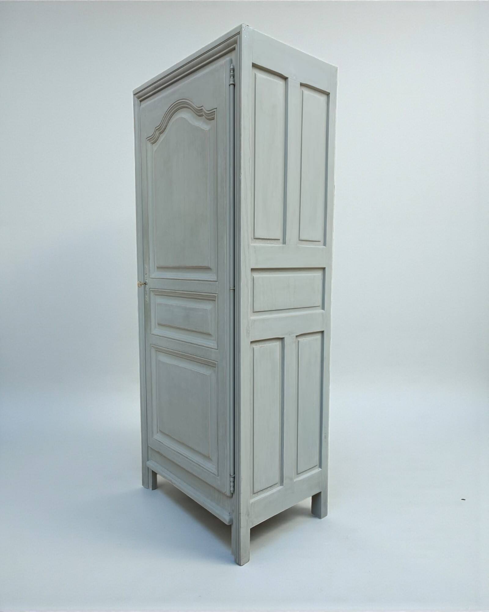 Vintage Parisian wardrobe