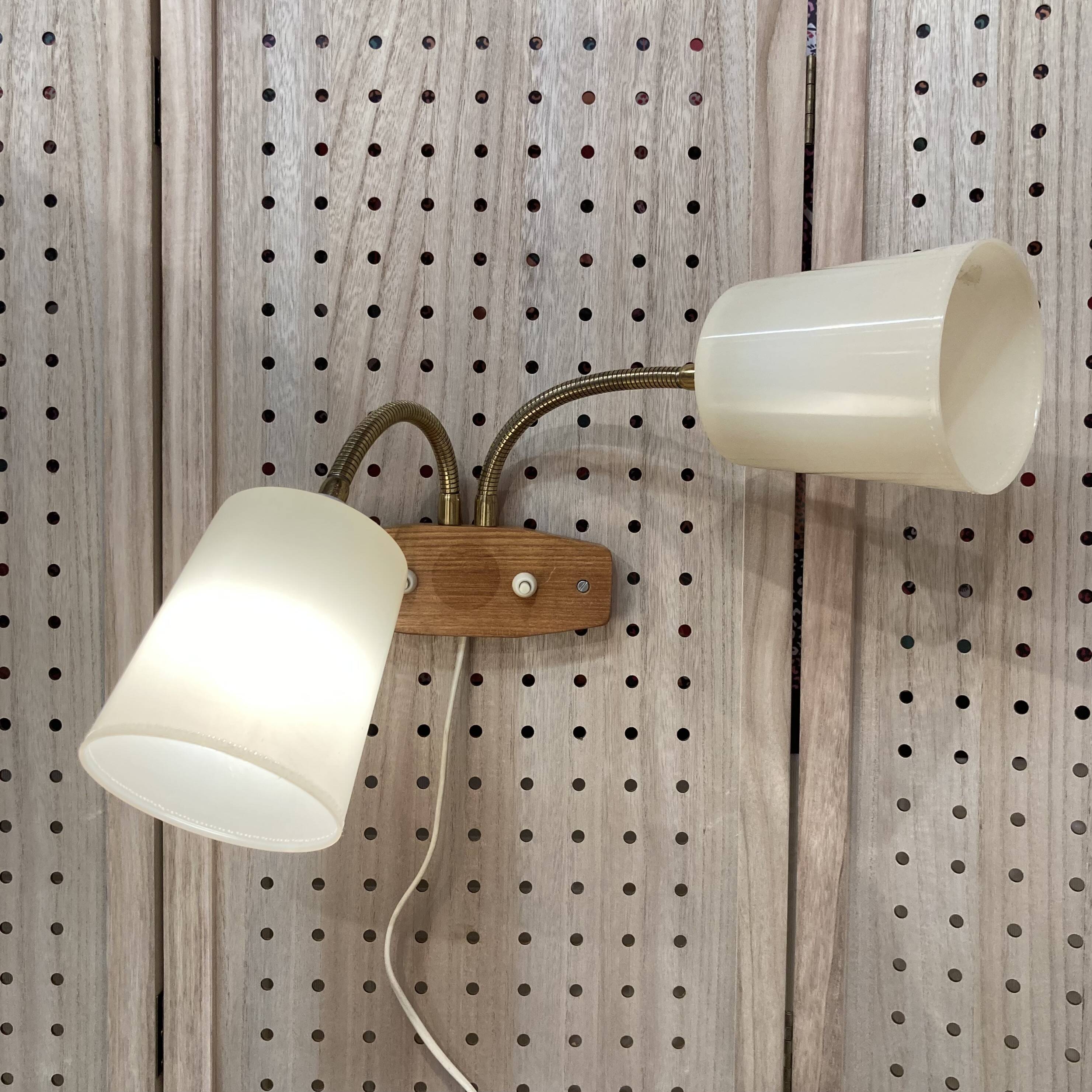 Grande applique double "design 1950".