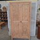 Armoire vintage