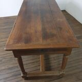 Farm table