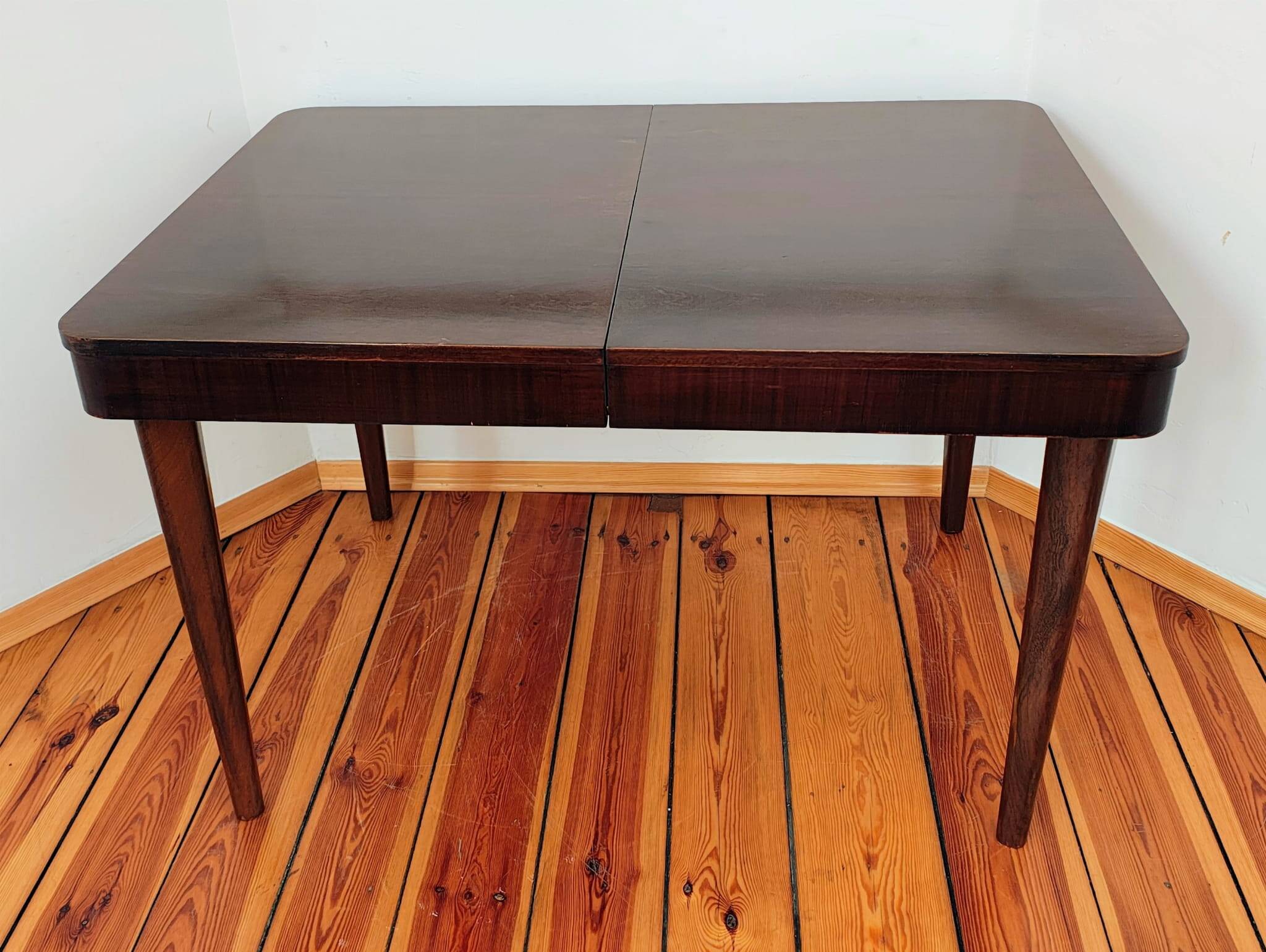 Czechoslovakian Extendable Dining Table by Jindřich Halabala for Up Závody