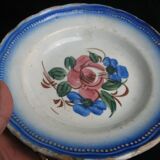 Paire de plats en faïence