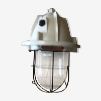 Industrial lamp