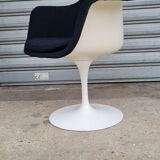 Tulip armchair by Eero Saarinen for Knoll