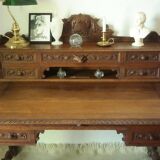 Neo-Renaissance oak cash desk and step