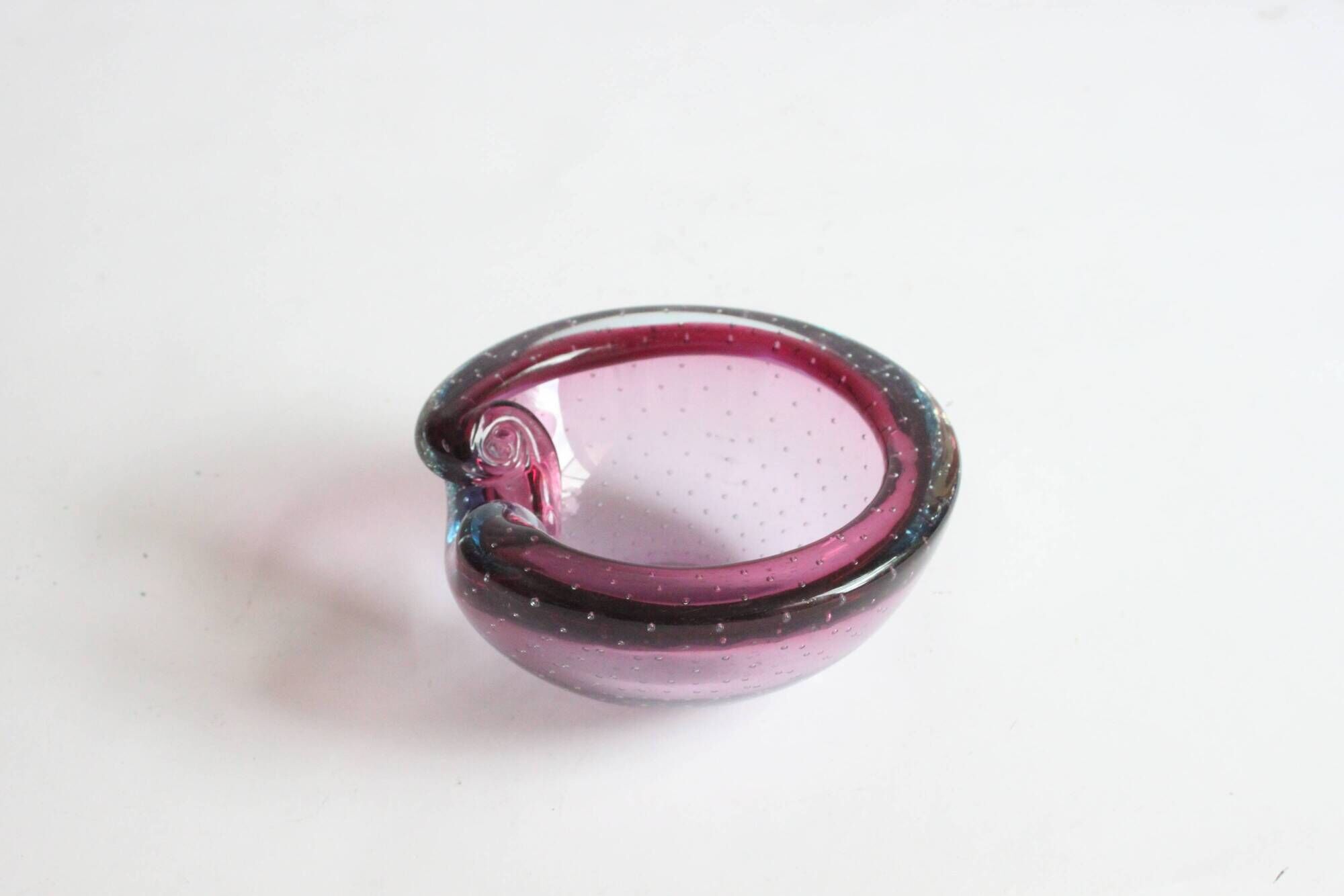 Murano glass purple bullicante trinket bowl, 1960s