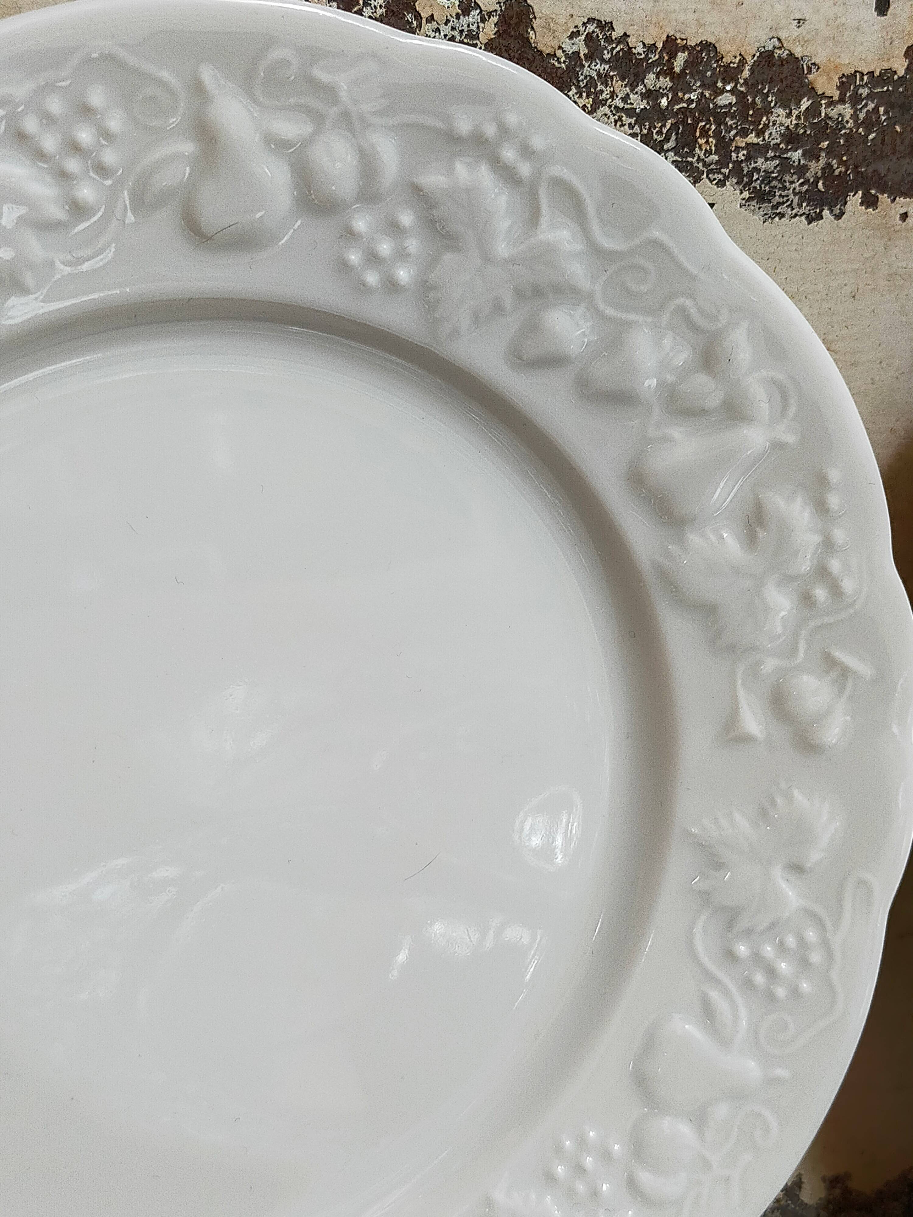 Six vintage Philippe Deshoulières Limoges California porcelain bread plates