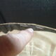 Ancienne cloche à fromage sur son plateau en verre pressé moulé