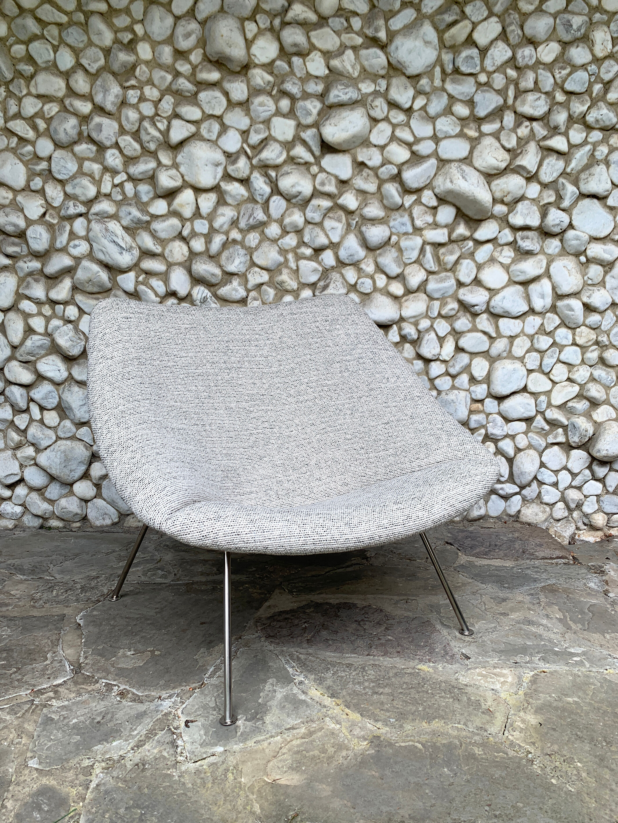 Oyster armchair model 157 by Pierre Paulin for Artifort