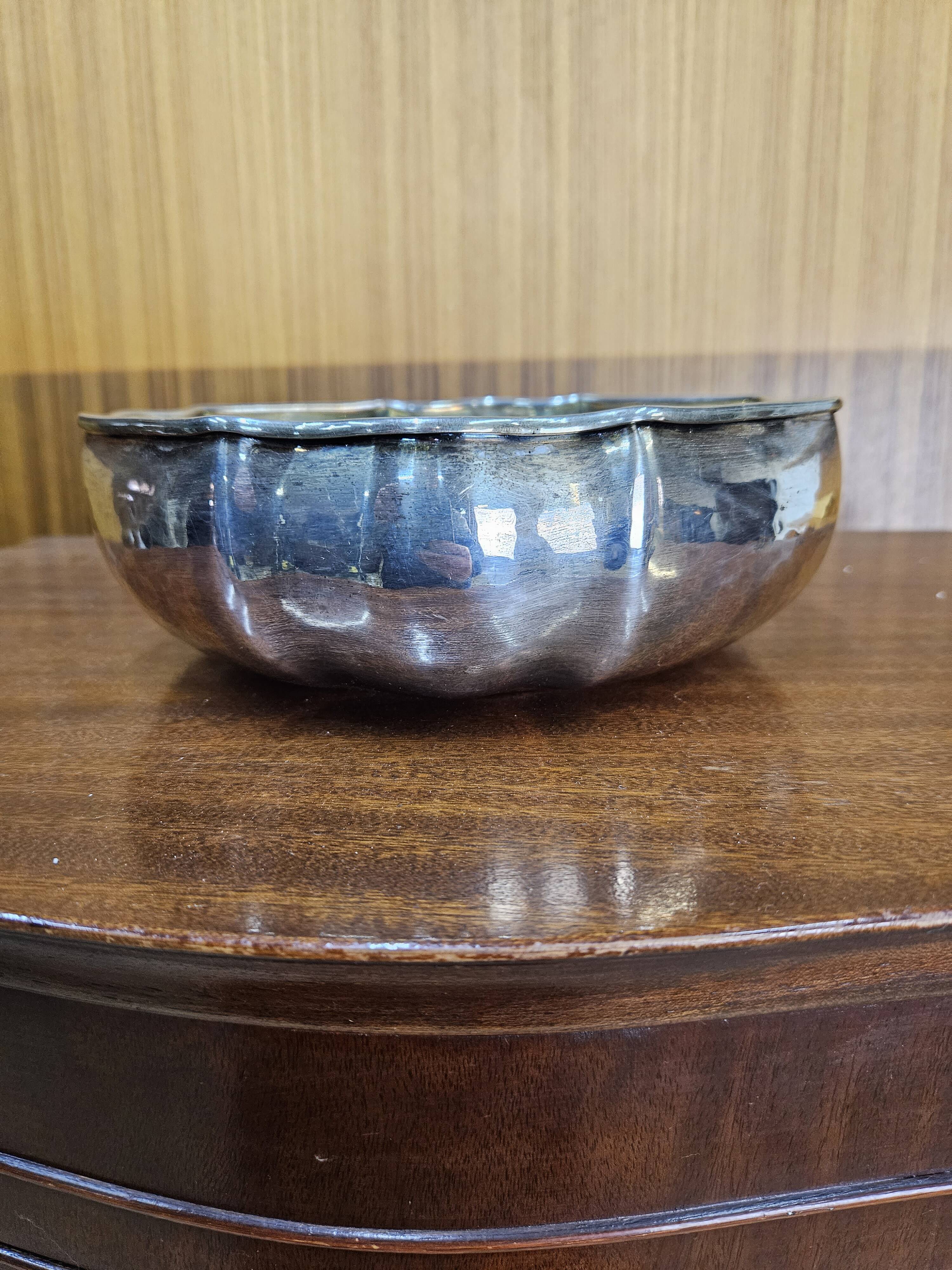 Vintage silver plated bowl / fruit bowl by job art, 1990s.