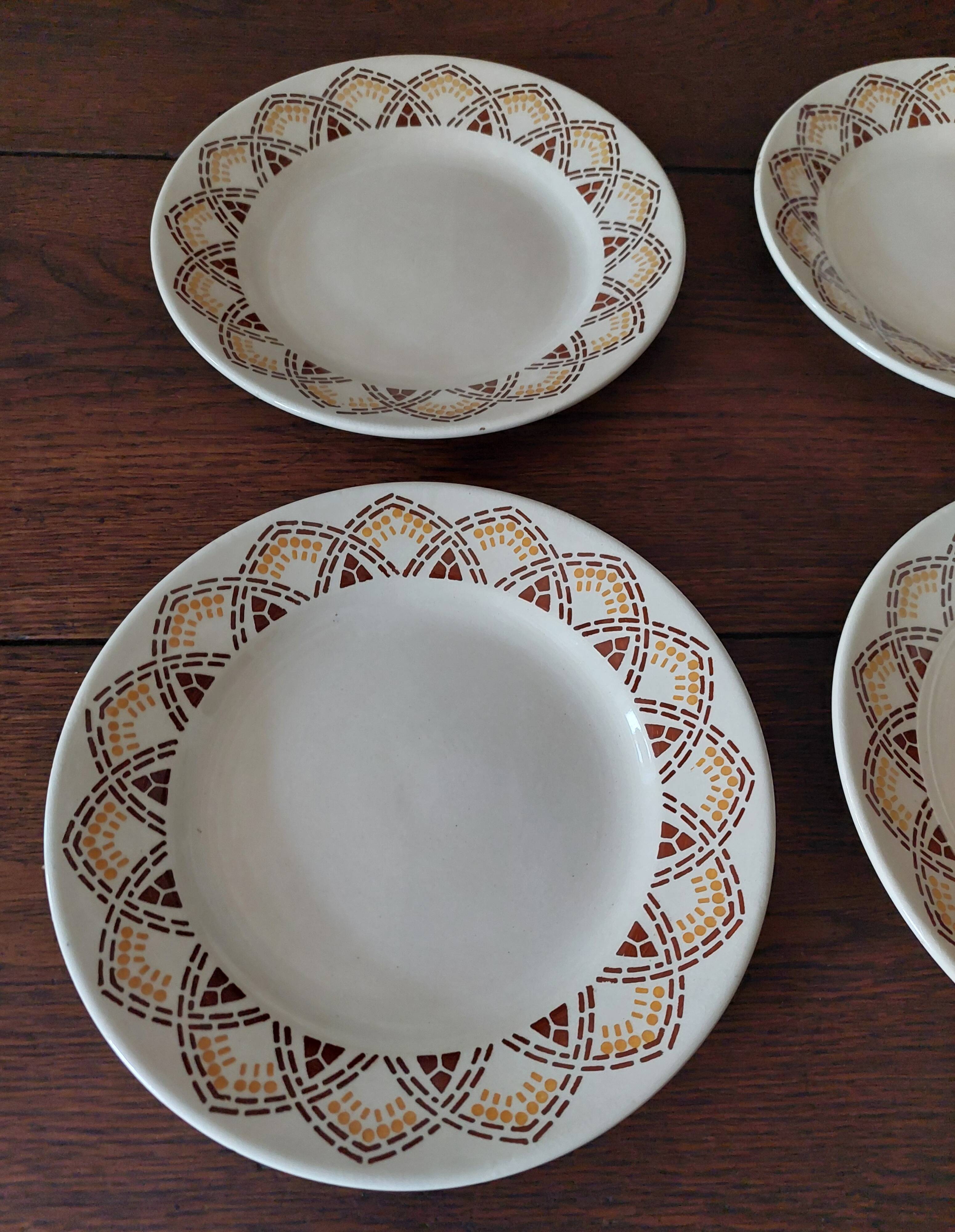 Flat plates set of six HBC Choisy le Roi Elianne decor