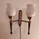 Double opaline and bronze wall lam