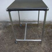 Serving top faux leather 2-wheeled