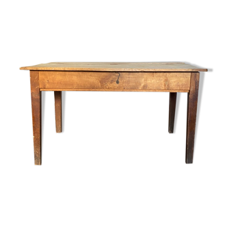 Coffee farmhouse table