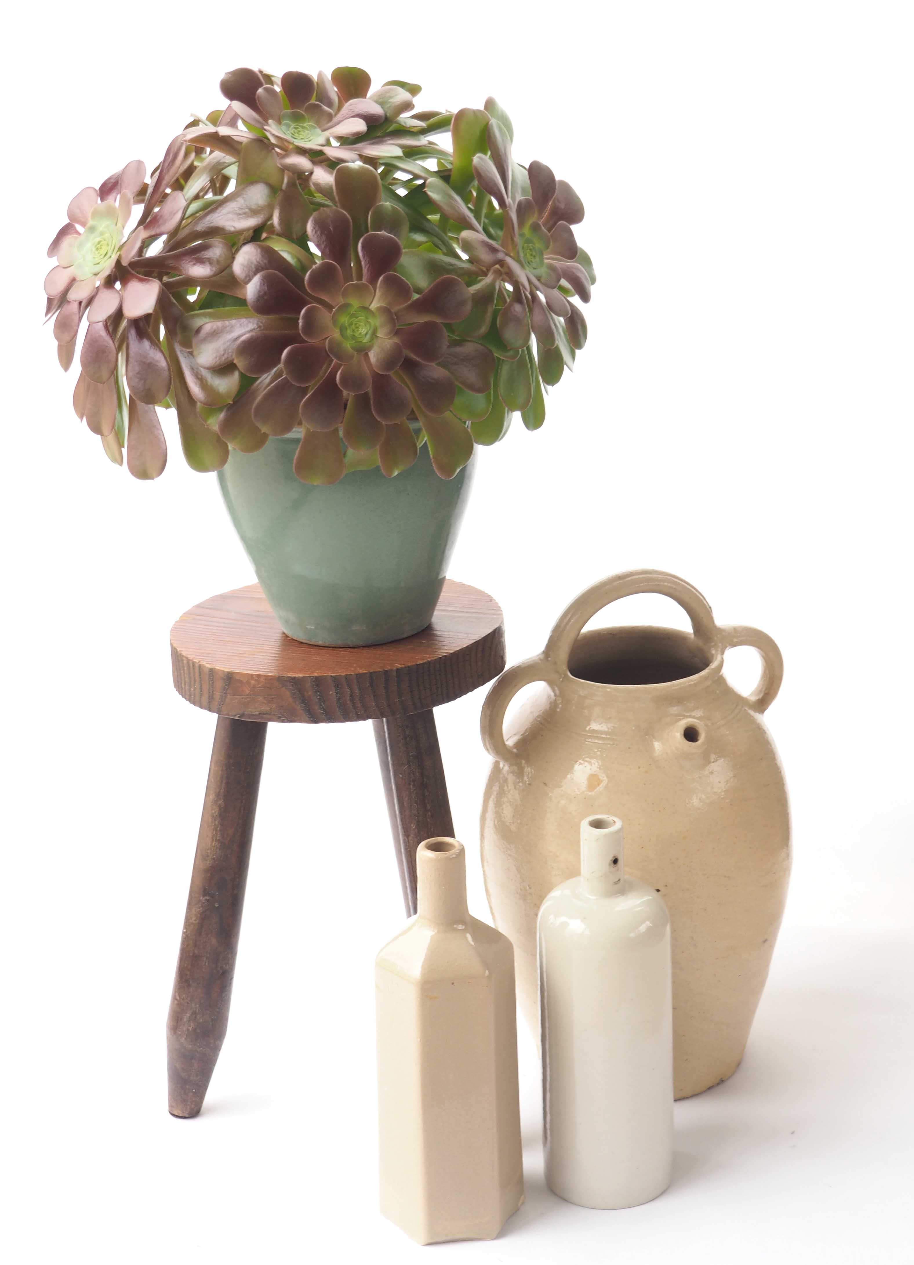 Wood tripod stool