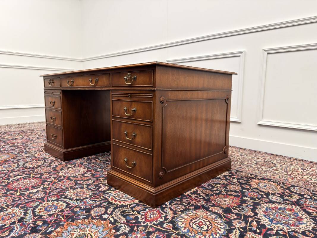 Classic English Desk with Black Inlay