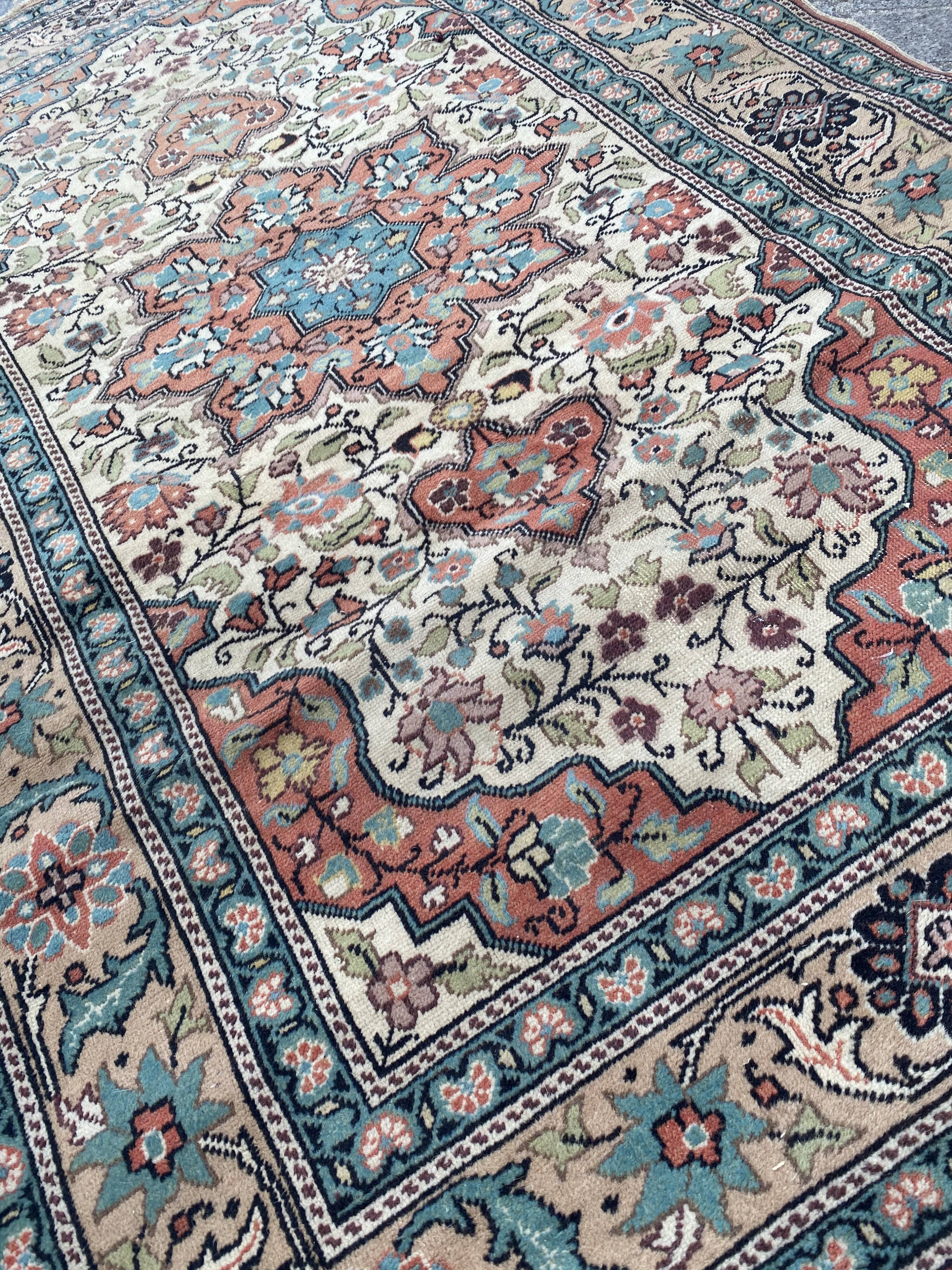 Nice old carpet of Turkey Kayseri handmade 120x180 cm