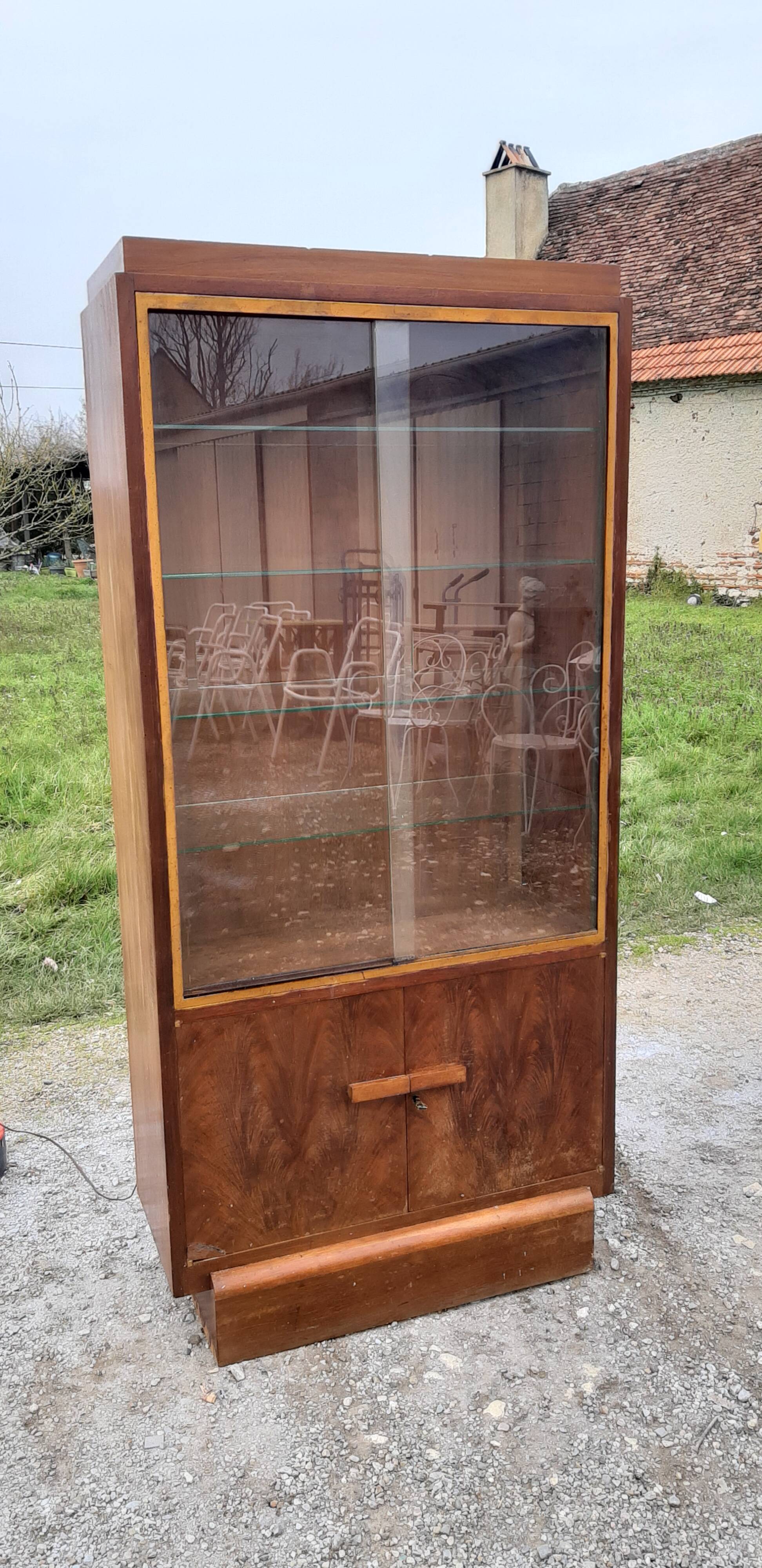 Art deco walnut showcase