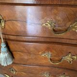 Curved chest of drawers